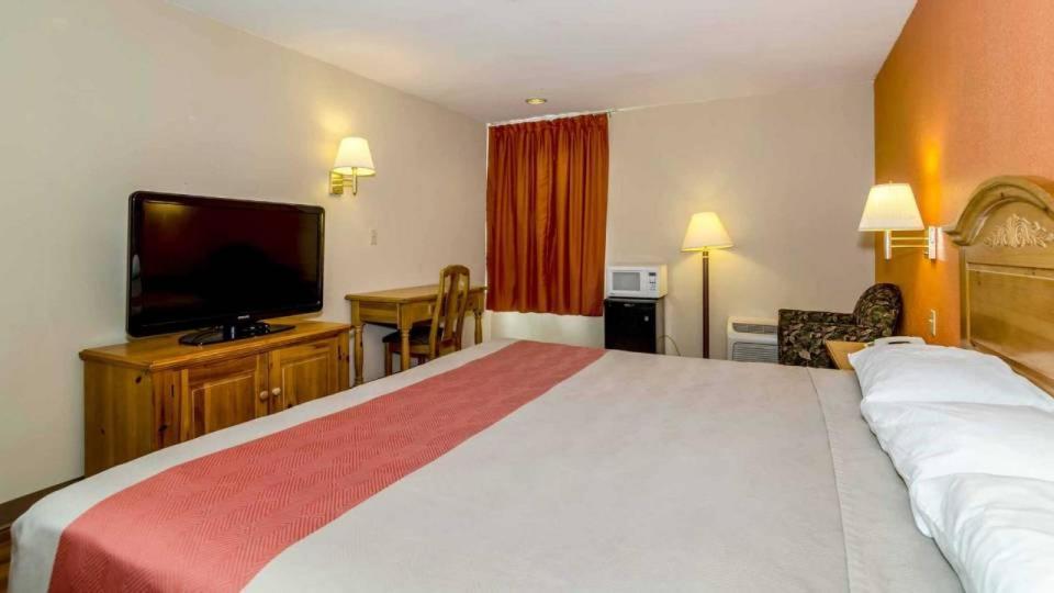 Motel 6-Newark, De Dış mekan fotoğraf