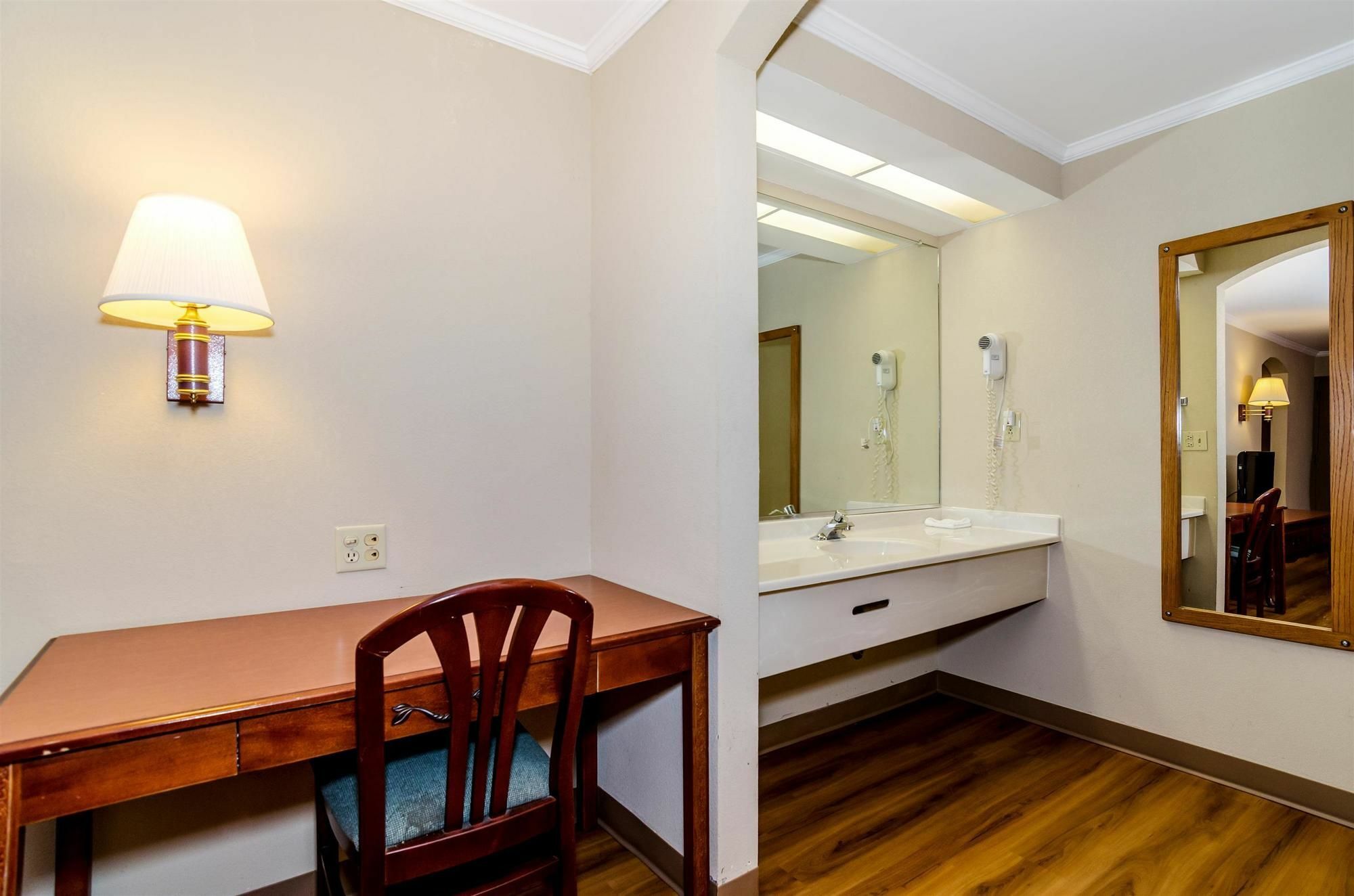 Motel 6-Newark, De Dış mekan fotoğraf